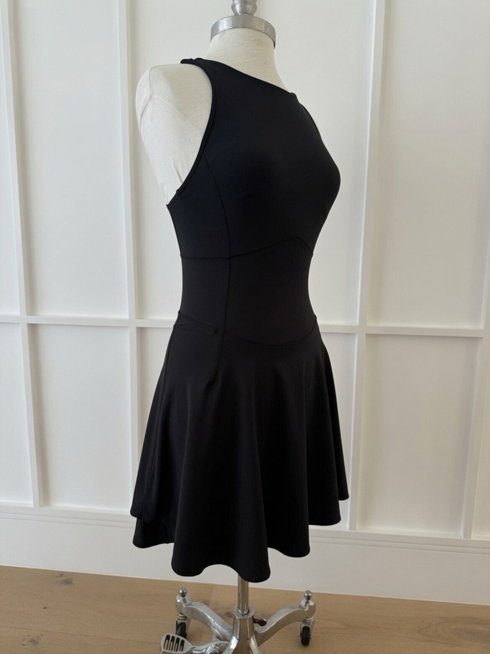 LULULEMON ATHLETICA Court Crush Tennis Dress - Picture 8 of 14